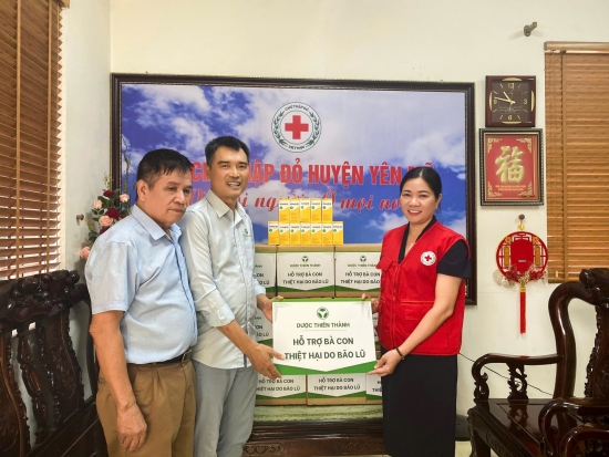 Dược Thiên Thành đồng hành cùng bà con vùng lũ – Chung tay vì sức khỏe cộng đồng